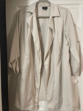 J. Jill Cream Open-Front Lightweight Trench Coat